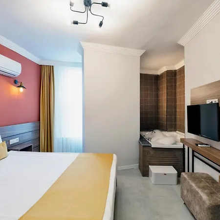 Terra Rossa Lägenhetshotell 3*